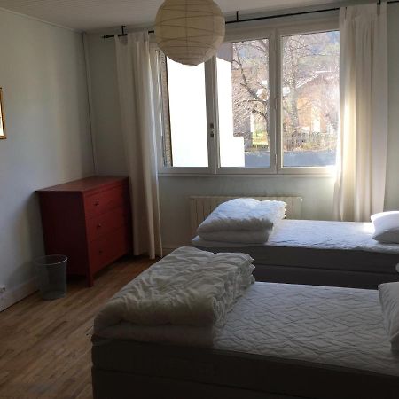 Superbe Appartement A Bourg D'Oisans Avec Terrasse Sud Le Bourg-d'Oisans Exterior photo