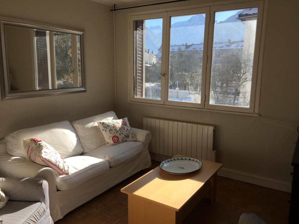 Superbe Appartement A Bourg D'Oisans Avec Terrasse Sud Le Bourg-d'Oisans Exterior photo