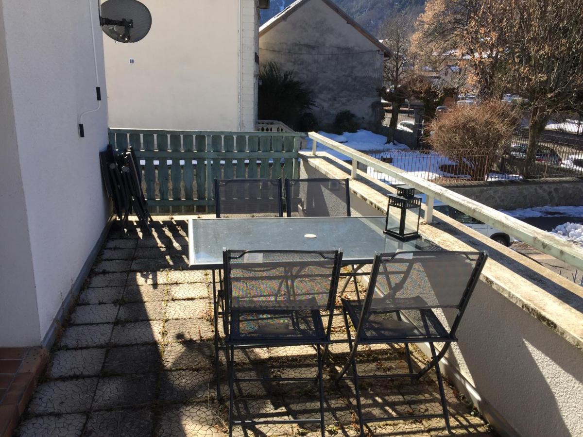 Superbe Appartement A Bourg D'Oisans Avec Terrasse Sud Le Bourg-d'Oisans Exterior photo